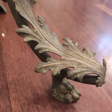 Антикварный высокий торшер