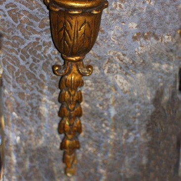 Стенник из бронзы с зеркалом