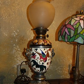 Керосиновая лампа в стиле "шинуазри"