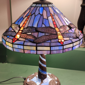 Лампа со стрекозами